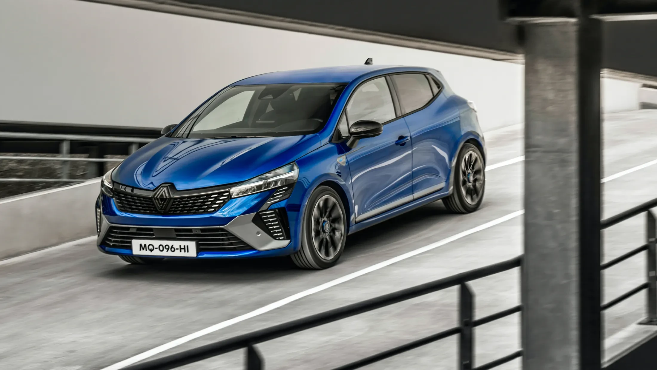 clio etech hybrid 2023