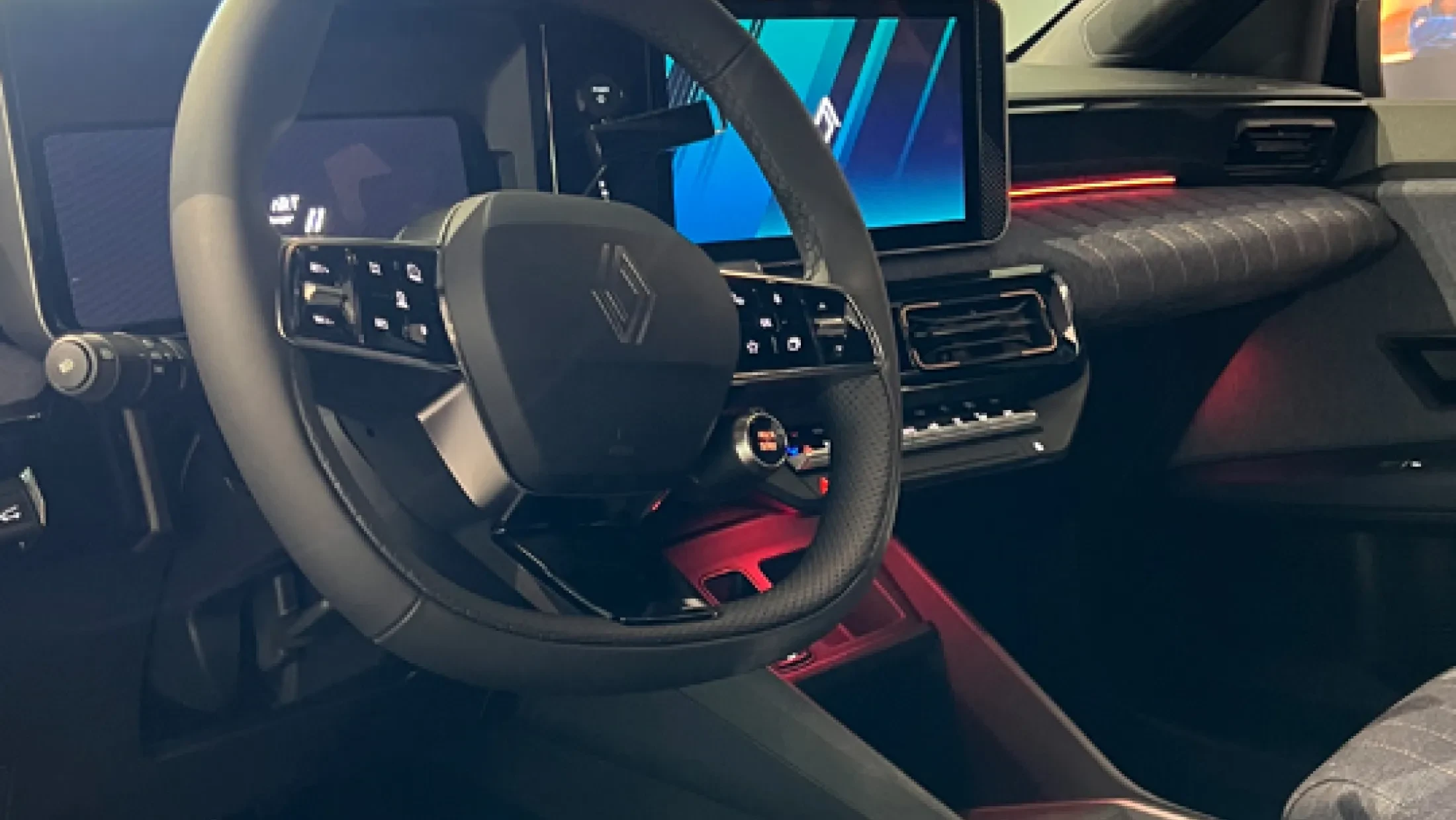 renault 4 showroom interieur